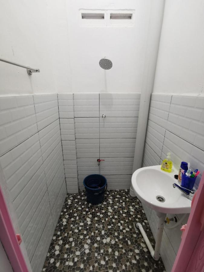 Nj_Homestay@Kkia/Petagas Kk Κότα Κιναμπαλού Εξωτερικό φωτογραφία