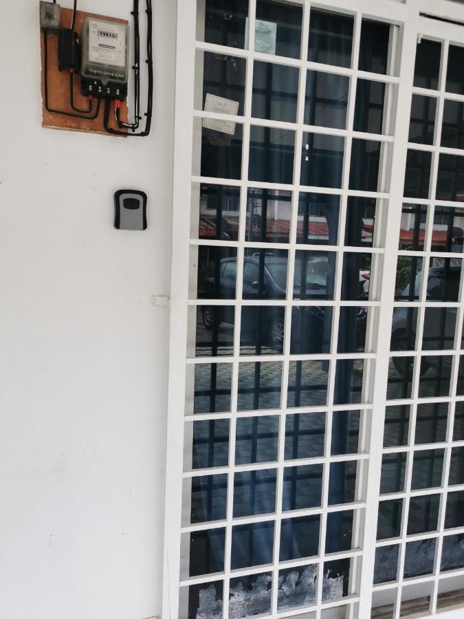 Nj_Homestay@Kkia/Petagas Kk Κότα Κιναμπαλού Εξωτερικό φωτογραφία